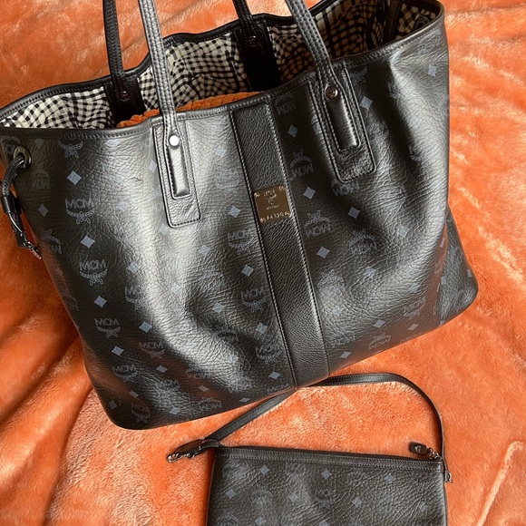 MCM Handbags - MCM tote